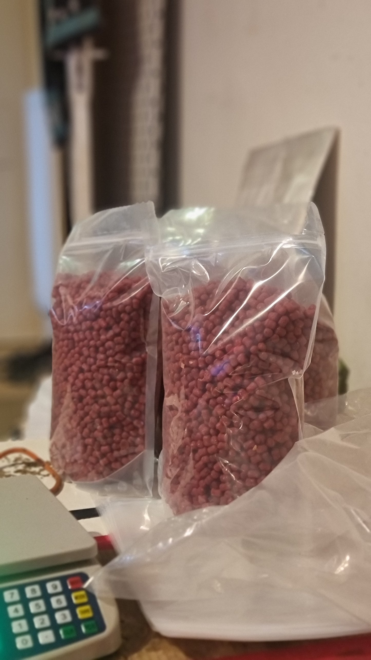 Blaze Squidlets - Super Feed Enhancing Boilie Pellet 8mm 1kg bag